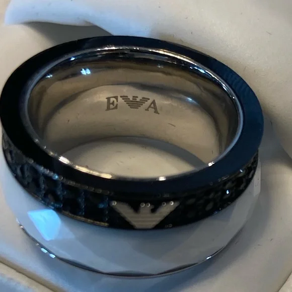 Emporio Armani ring - Picture 4 of 4